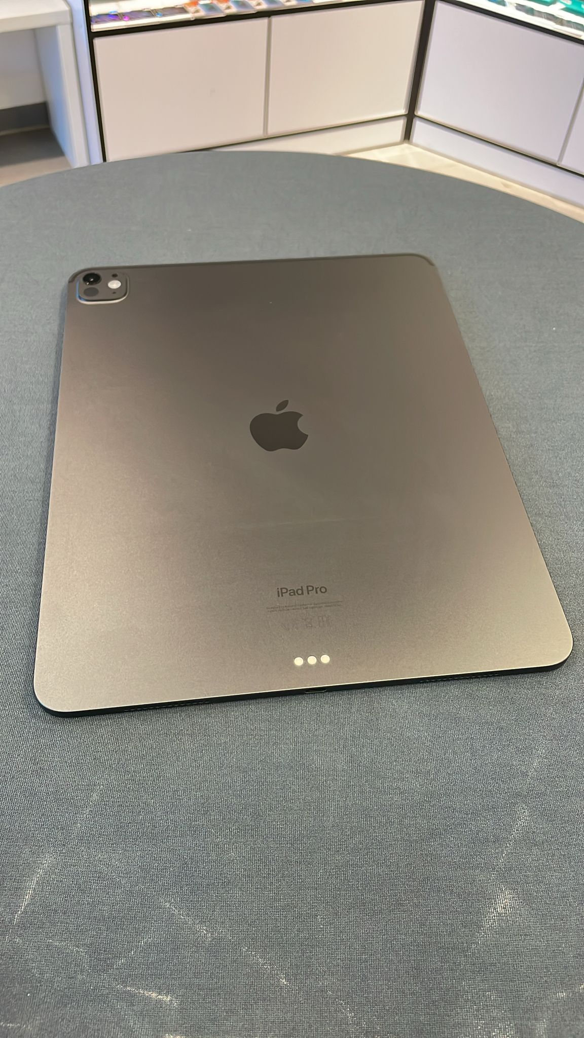 Apple iPad Pro 13 | 2024 | M4 | WiFi | 256GB | Hersteller-Garantie | TOP-Zustand